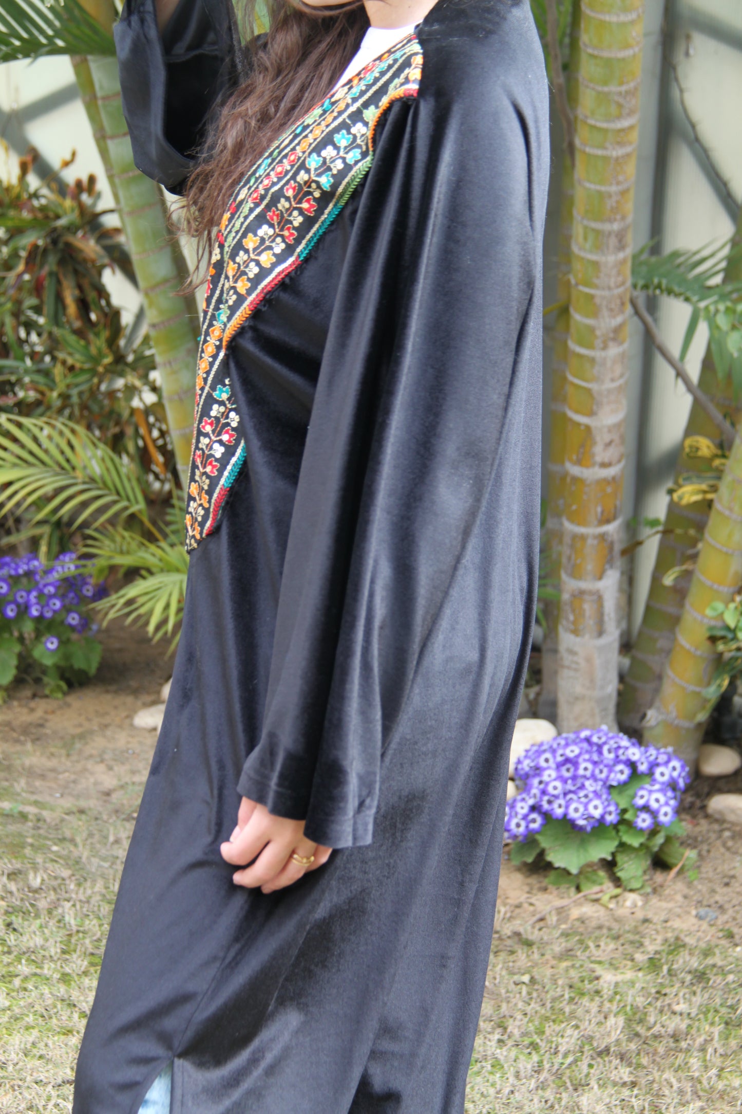 LAYALI VELVET KAFTAN