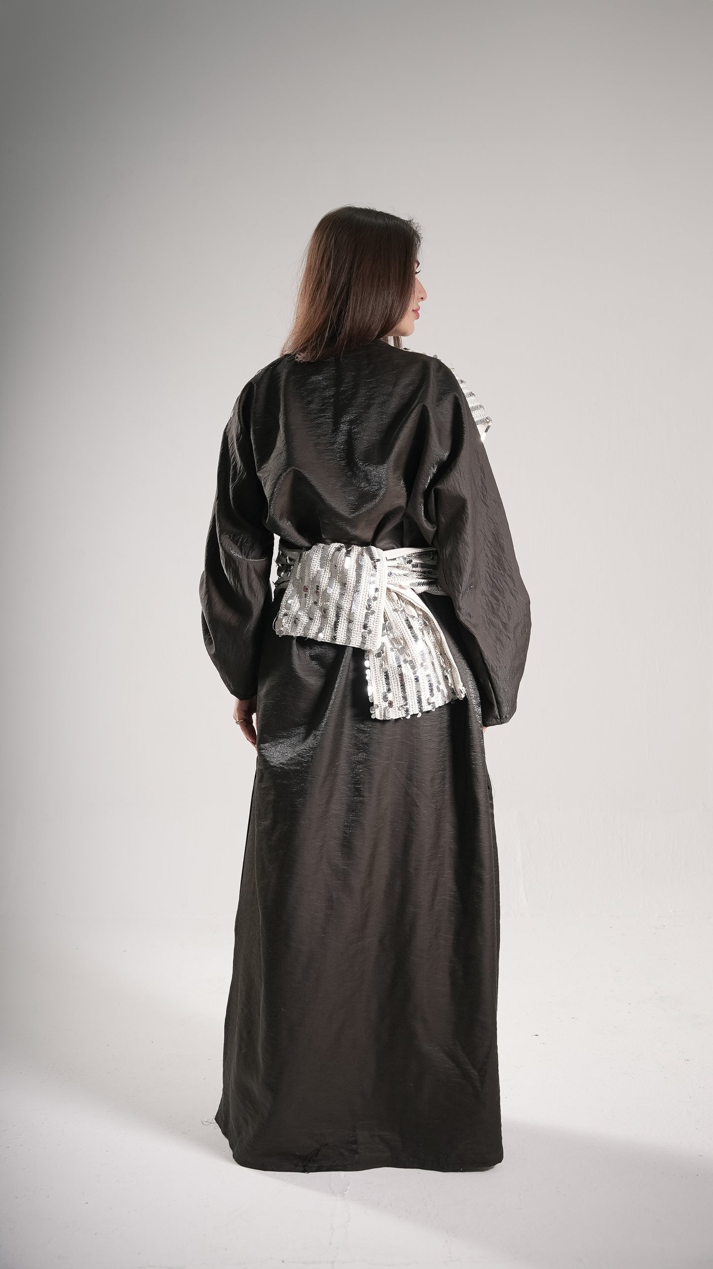 SILVER PAYETTE KAFTAN